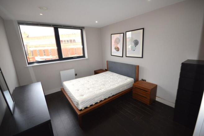 1 bed Flat to rent Image 4