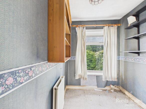 3 bed Semi-Detached for sale Image 8