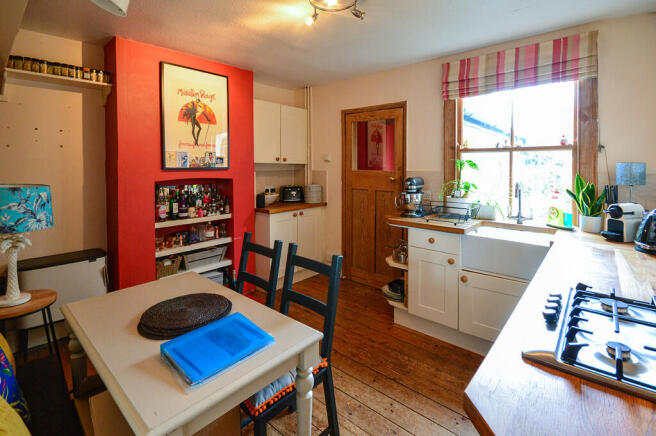 Kitchen dining ro...