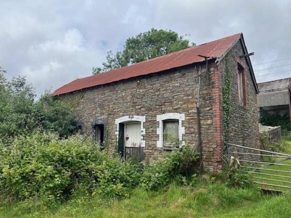 Glyn Gwyn Farm, Trethomas, Caerphilly - View 2