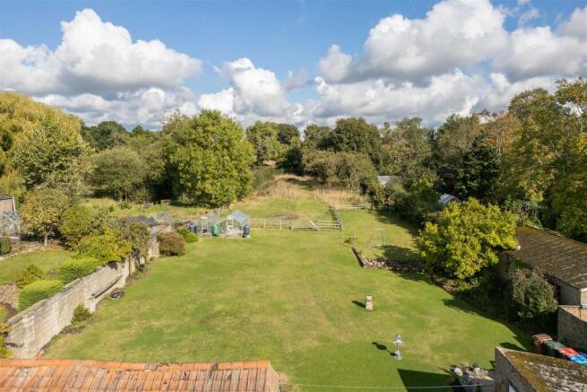 Rose Garth Aerial-3.jpg