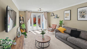 9, Siegfried Close, Ashford TN25 6BX