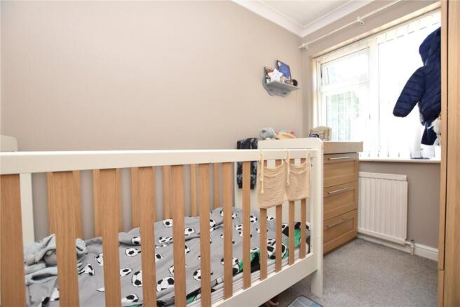 3 bed Town House for sale Image 9