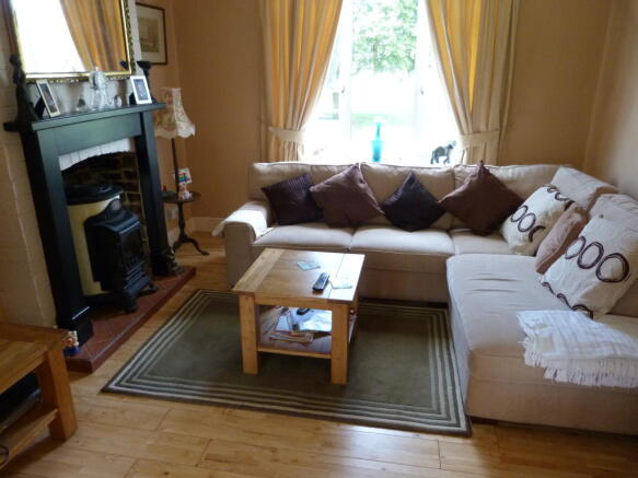 Photo 3