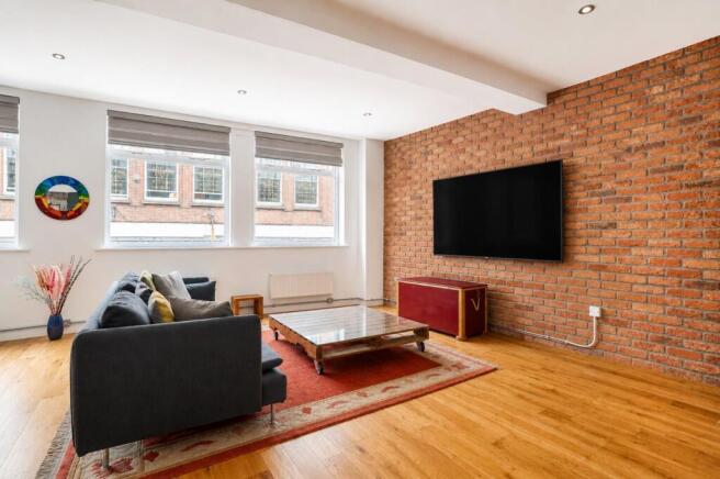 2 bed Apartment for sale Image 5