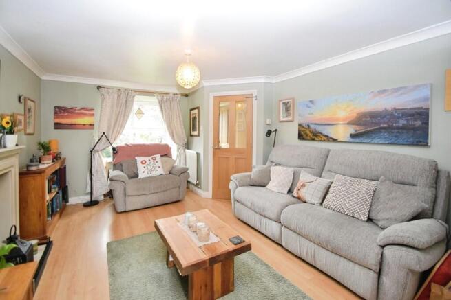 4 bed Detached for sale Image 6