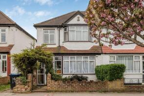 18, Sandfield Gardens, Thornton Heath CR7 8AR