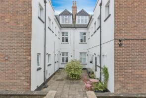 Flat 4, 74 Rosemead, Speldhurst Road, Southborough, Tunbridge Wells TN4 0JA