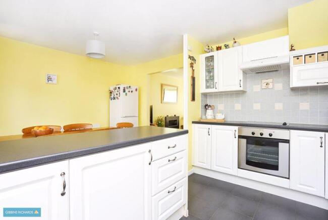 Kitchen/Dining...