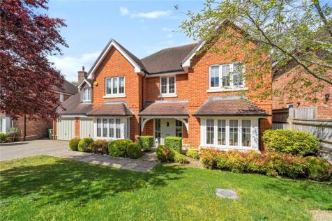 London Road, Hartley Wintney, Hook, Hampshire, RG27