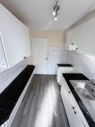 73A The Avenue, Houghton Le Spring, Tyne And Wear, DH5 9DH photo 4
