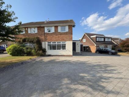 Aintree Road, Parklands, Northampton NN3