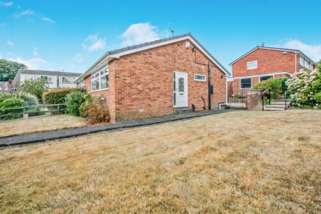2 bed Bungalow for sale Image 9