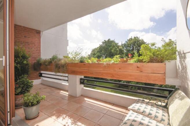 Balcony HR