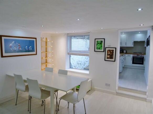 DINING ROOM:
