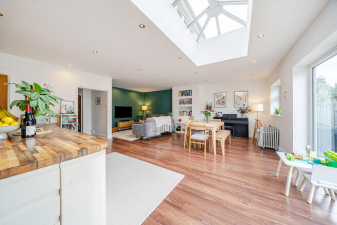 1422055-6-69b2af9...