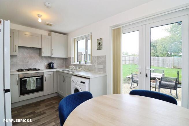 2 bed Semi-Detached for sale Image 7
