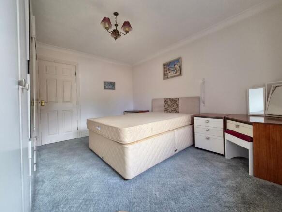 2 bed Detached Bungalow for sale Image 8