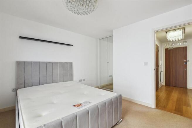 caa70394-c170-4a41-8a63-fe8f31b4060aGCHBF - 214 La