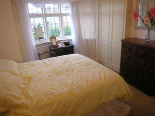 BEDROOM 1: