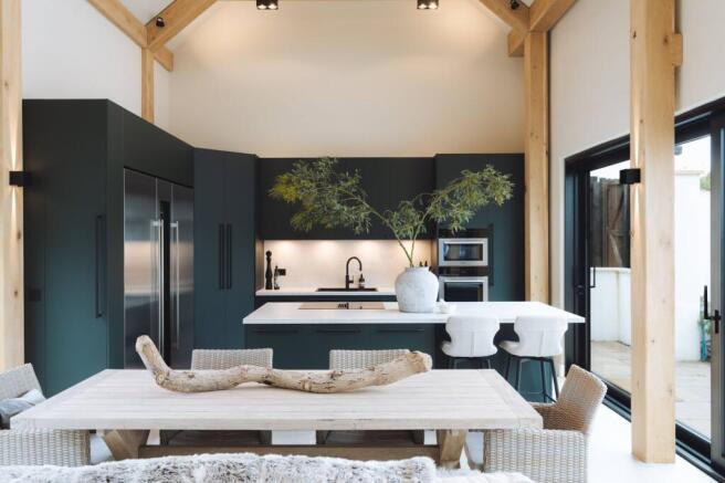 Kitchen / Dining Room