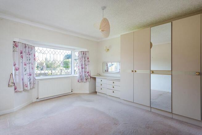 2 bed Semi-Detached Bungalow for sale Image 7