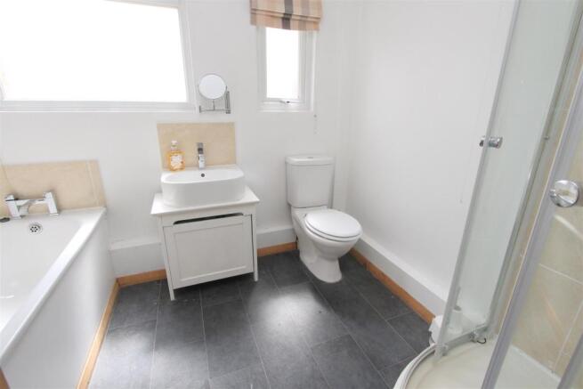BATH.JPG