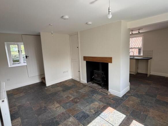 3 bed House to rent Image 6