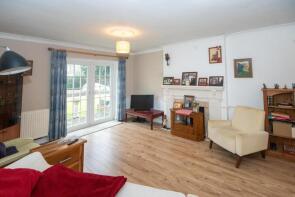 4, Little Orchard Close, Pinner HA5 3DR