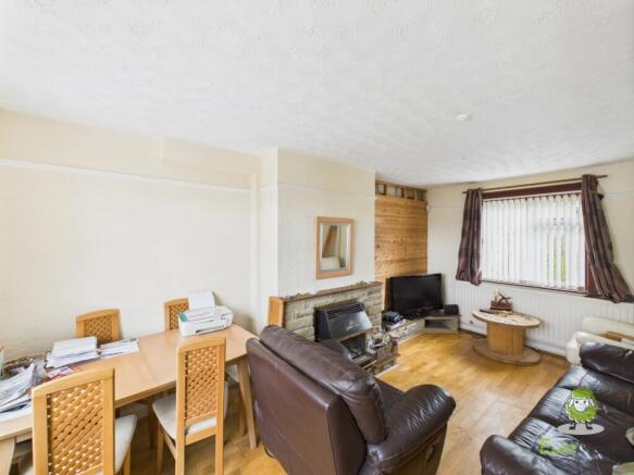 CAM02463G0-PR0077-STILL002