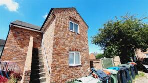 2b, St Johns Court, Winsford CW7 2RD