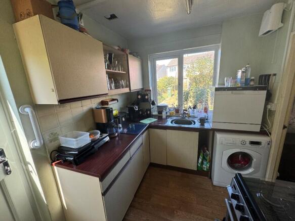 Dunster Close, Taunton, Somerset, TA2 photo 4