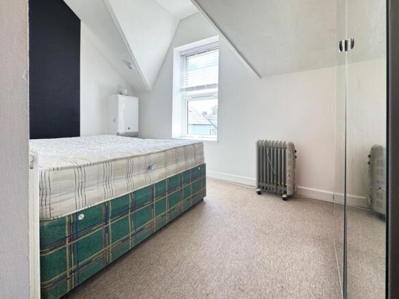 Call 02920 668585 to secure your viewing _4