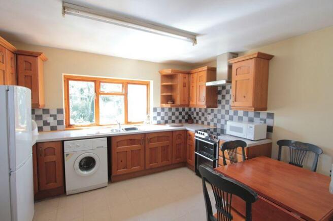 Kitchen/Dining