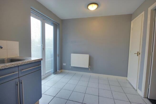 2 bed Terraced for sale Image 10