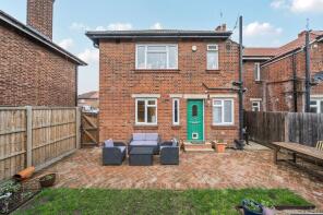 67a, Murray Road, Richmond TW10 7QF