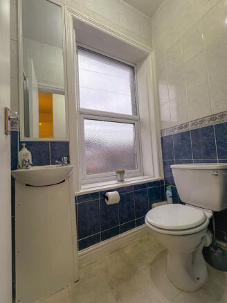1 bed Block of Apartments for sale Image 11