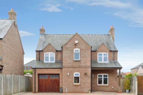 Howard Fields Way, Louth