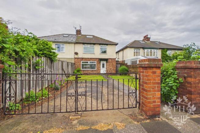 3 bed Semi-Detached for sale Image 11
