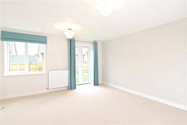 Sitting/Dining Room