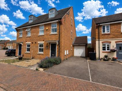 Newbury Crescent, Bourne, PE10