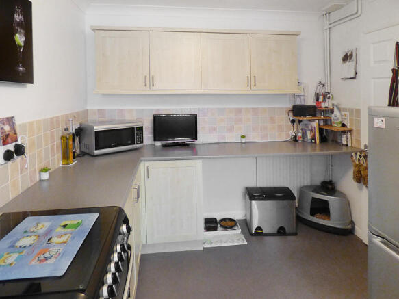 Photo 8