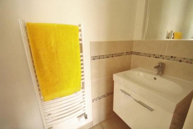 En suite cloak...