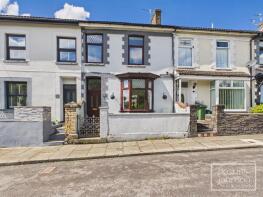 21, Glyn-mynach Street, Ynys-y-bwl, Pontypridd CF37 3DT