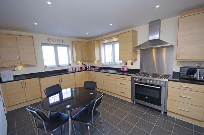 Dining Kitchen
