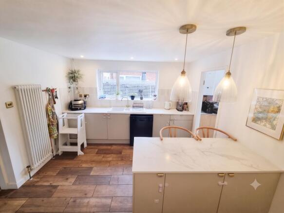 3 bed End of Terrace for sale Image 7