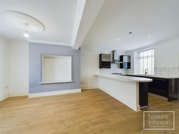 Open Plan Lounge/Kitchen