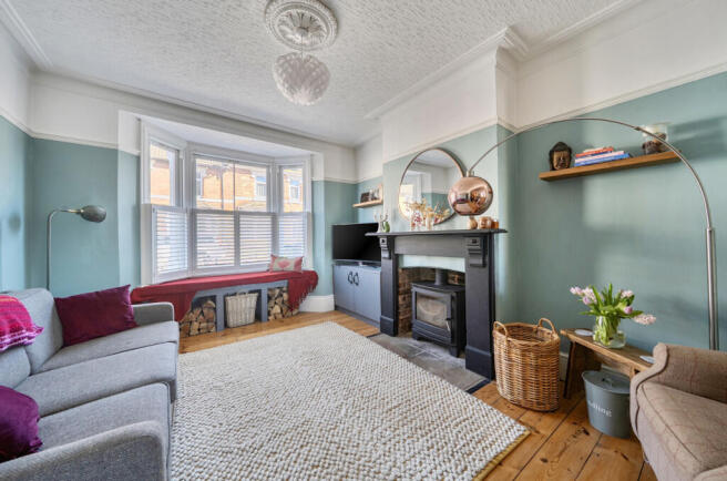 1425920-12-69bab2...