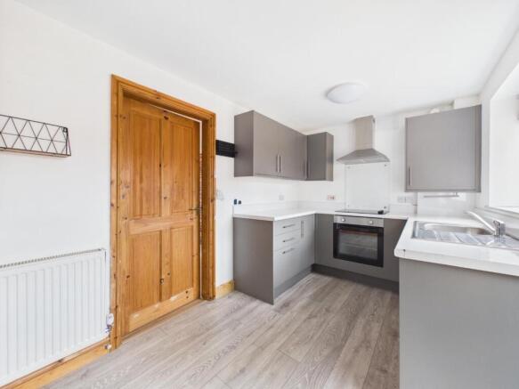 2 bed House for sale Image 9