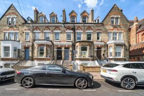 Flat 4, 11, St Andrew's Road, Surbiton KT6 4DT